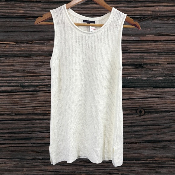 Staccato Cream Ribbed Sleeveless Tank Top - Picture 1 of 4